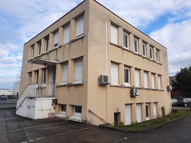 7 Place De La Paix 69200 Vénissieux Bureaux à VENISSIEUX (à location)