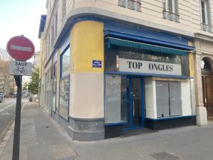 Beau local d&rsquo;angle – A LOUER – LYON 3 – 66 m²