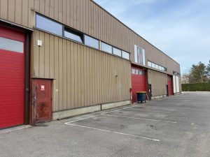 A LOUER – TREVOUX – 400 m² non divisibles
