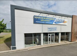 A LOUER – ANSE – 314 m²