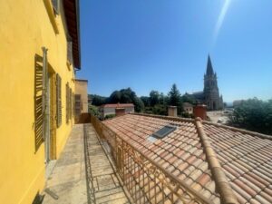 A LOUER – SAINT CYR AU MONT D&rsquo;OR – 72.4 m² non divisibles