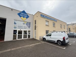 A LOUER – LYON – 975.40 m² non divisibles