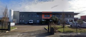 A VENDRE OU A LOUER – SAINT PRIEST – 1 535 m² non divisibles