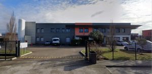 A VENDRE OU A LOUER – SAINT PRIEST – 1 535 m² non divisibles