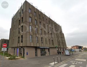 A LOUER – DECINES CHARPIEU – 656 m² divisibles à partir de 139 m²
