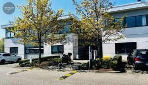 A VENDRE OU A LOUER – LIMONEST – 434 m² non divisibles