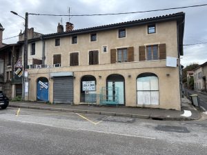 A VENDRE – ALBIGNY SUR SAONE – 180 m²