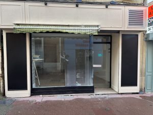 A LOUER – NEUVILLE SUR SAONE – 70 m² non divisibles