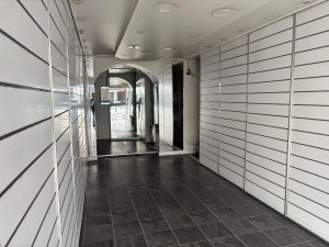 A LOUER – OULLINS-PIERRE-BÉNITE – 37 m² non divisibles