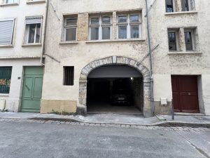 A LOUER – LYON 1 – 80 m²