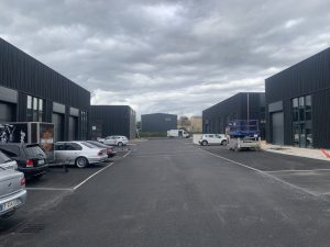 A LOUER – TREVOUX – 757 m² divisibles à partir de 300 m²