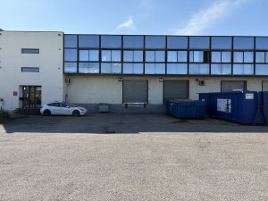 A LOUER – GENAS – 1 139 m² non divisibles