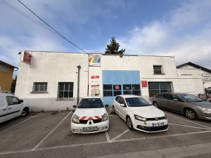 A VENDRE – DAGNEUX – 741 m² non divisibles