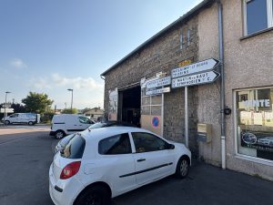 A VENDRE – MESSIMY – 315 m² divisibles à partir de 99m²