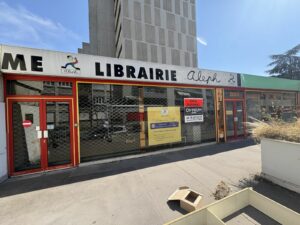 REPUBLIQUE/GRATTE-CIEL – A LOUER + DROIT D&rsquo;ENTREE – VILLEURBANNE – 186 m²