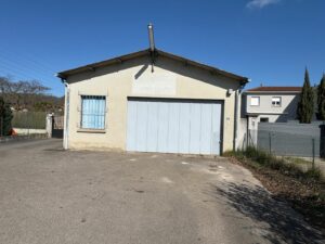 A LOUER – MIRIBEL – 140 m² non divisibles