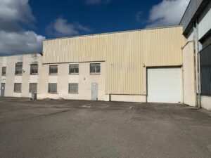 A LOUER – VILLEURBANNE – 436 m² non divisibles