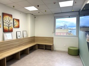 A LOUER – DECINES CHARPIEU – 138m² non divisibles