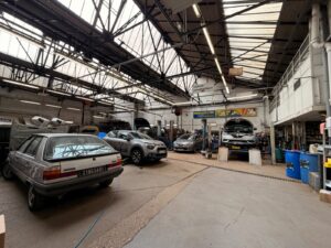A VENDRE – LYON 2 – 2 500 m²