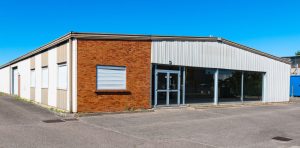 A VENDRE OU A LOUER – CHASSIEU – 943 m² non divisibles