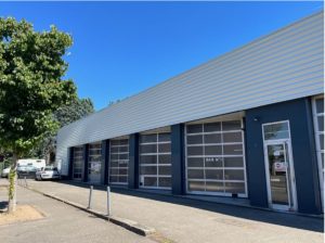 A LOUER – VENISSIEUX – 740m² non divisibles