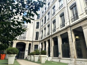 A VENDRE – LYON 1 – 151 m² non divisibles