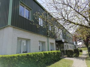 A LOUER – VILLEFONTAINE – 97 m² non divisibles