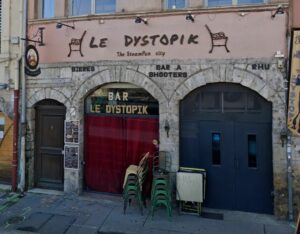 VIEUX LYON /QUAIS – A LOUER – LYON 5 – 120 m² sur 2 niveaux