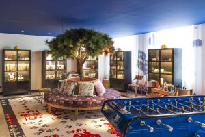 A LOUER – LYON 3 – 26 postes