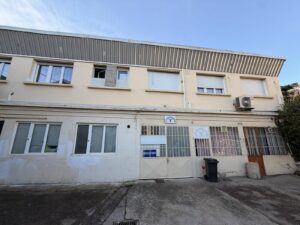Immeuble mixte vendu loué – A VENDRE – DECINES CHARPIEU – 1 312 m2