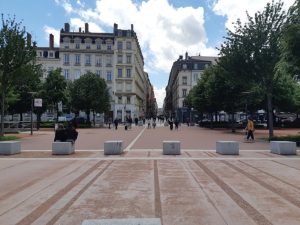 CESSION DE BAIL – LYON – 161 m² non divisibles